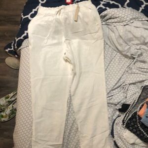 Linen-Blend Capri Pants